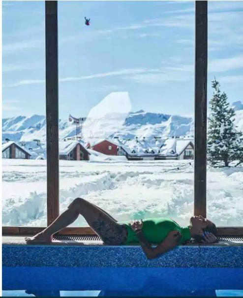 Crystal Deluxe, Four Seasons F2, New Gudauri Apartment Екстериор снимка