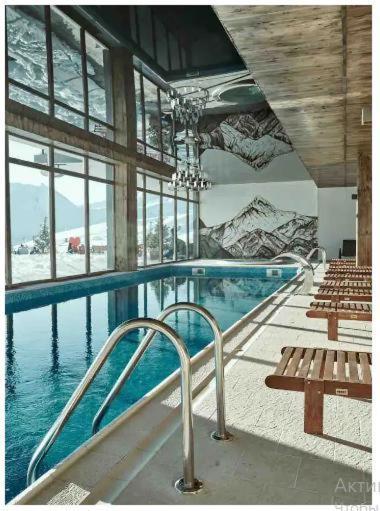 Crystal Deluxe, Four Seasons F2, New Gudauri Apartment Екстериор снимка